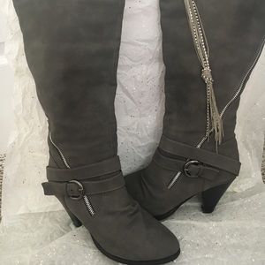 Just fab, Gray boots